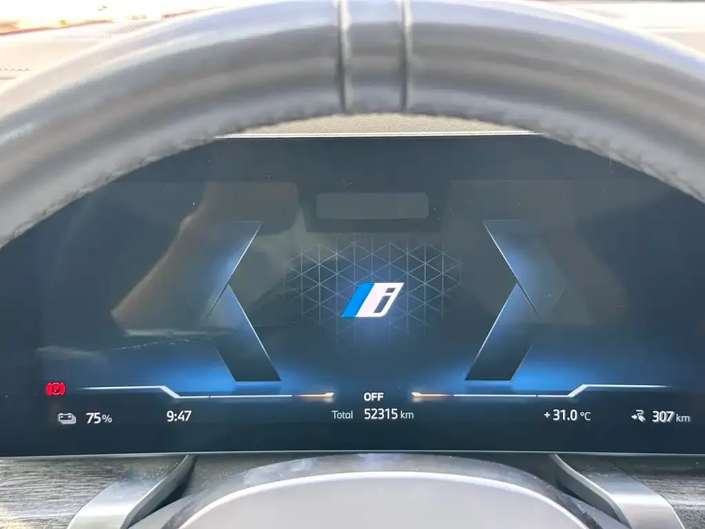 BMW i7 — фото 2