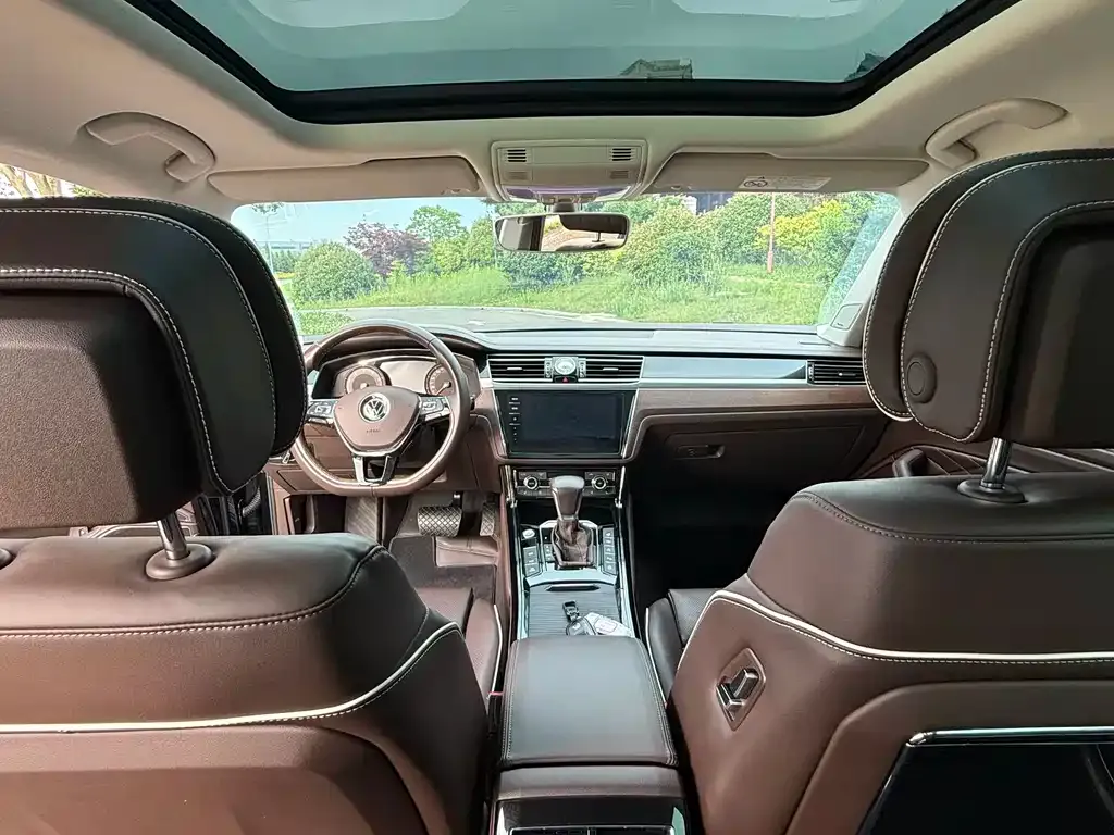 Volkswagen Phideon — фото 2