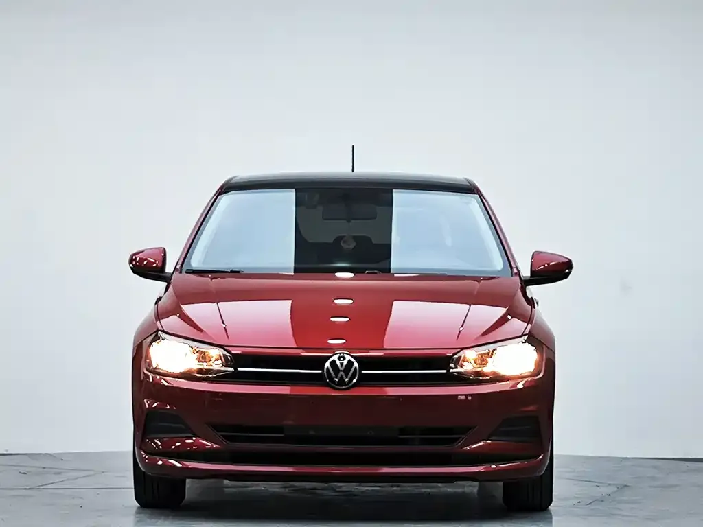 Volkswagen Polo — фото 3