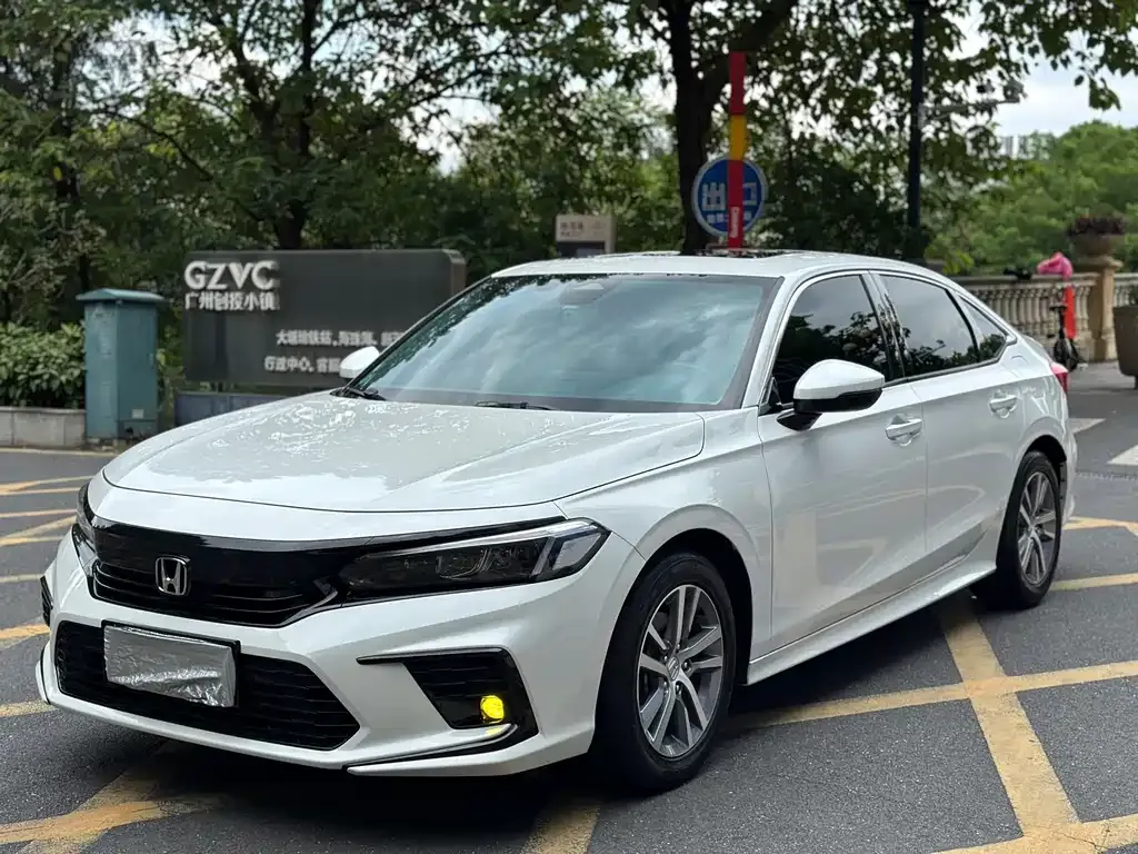 Honda Civic — фото 1