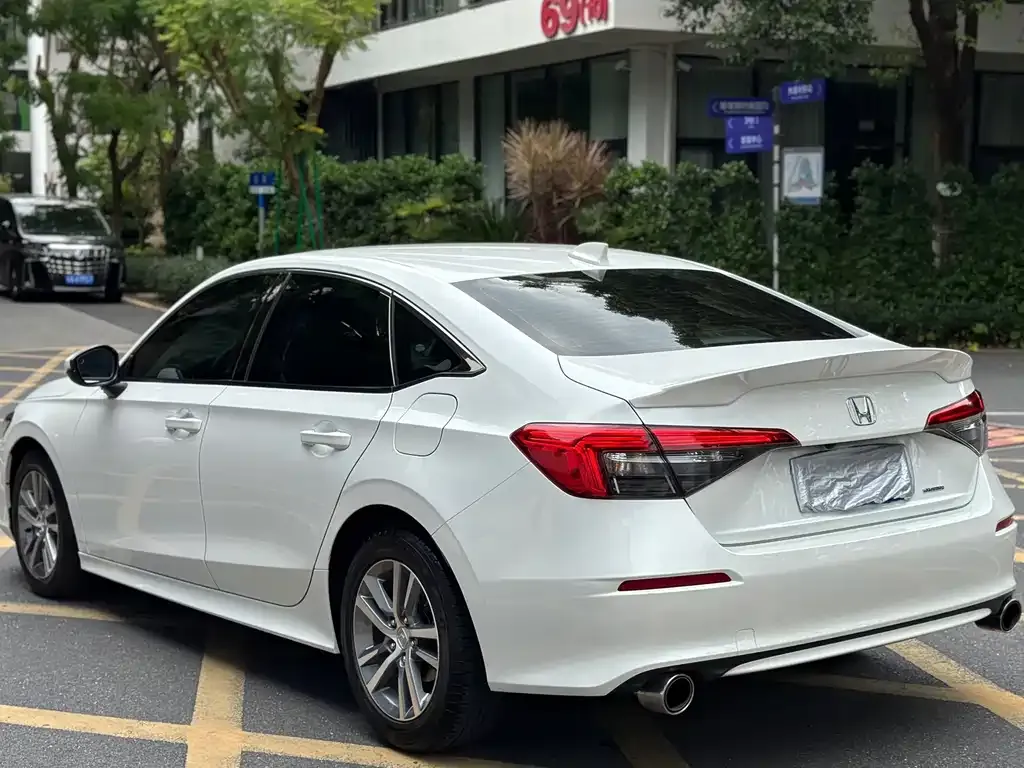 Honda Civic — фото 8