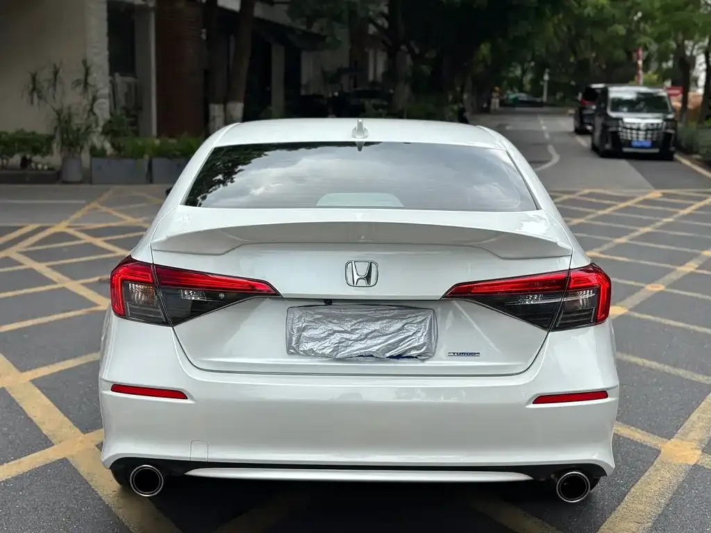 Honda Civic — фото 7