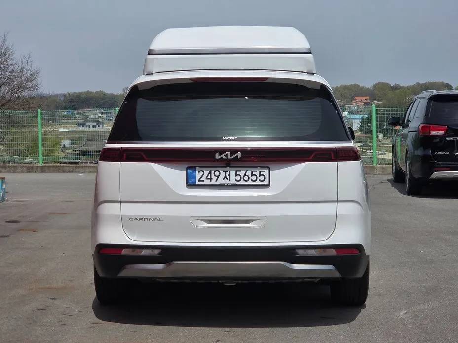 Kia Carnival — фото 10