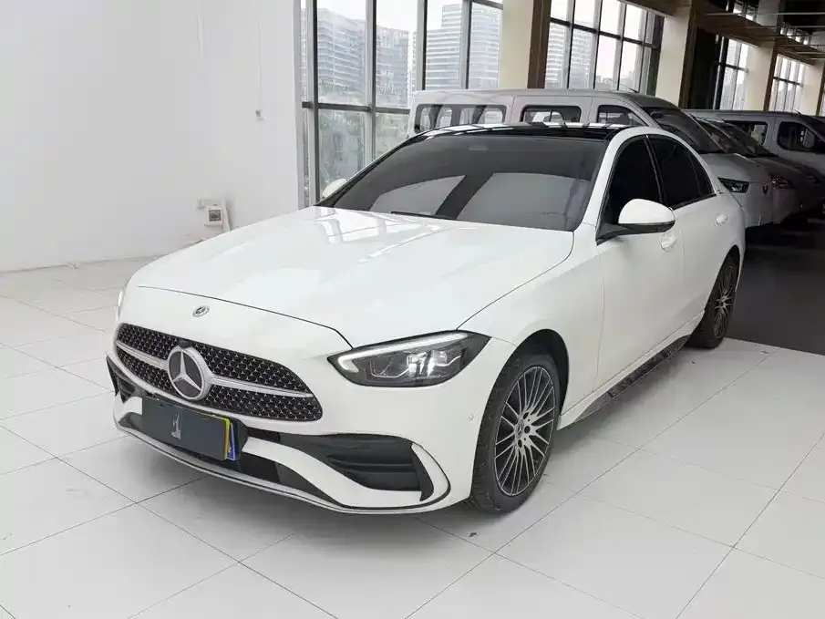 Mercedes-Benz C-Class — фото 1