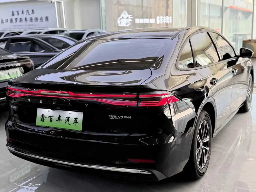 Geely Galaxy A7 EM — фото 9