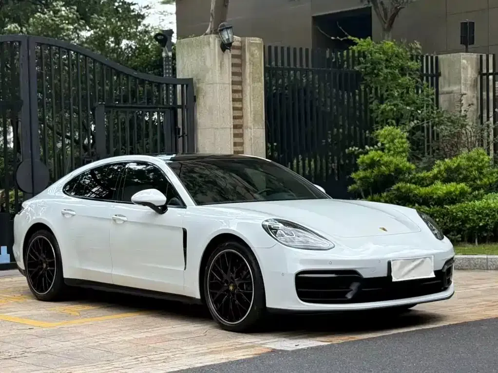 Porsche Panamera — фото 10