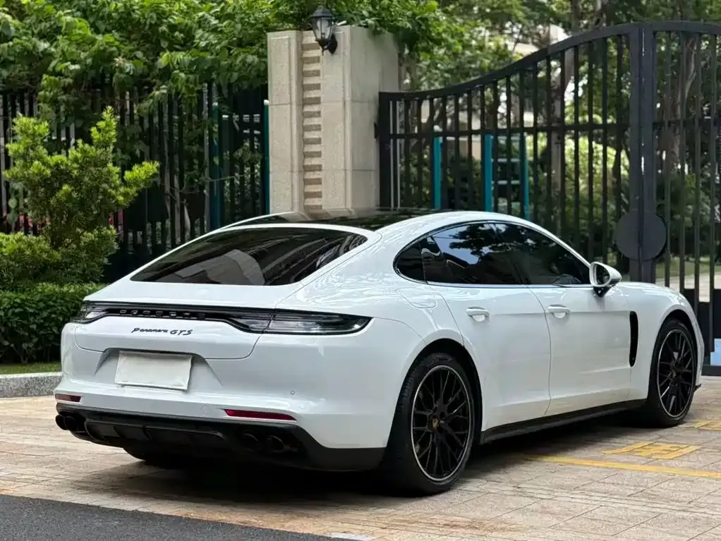 Porsche Panamera — фото 4