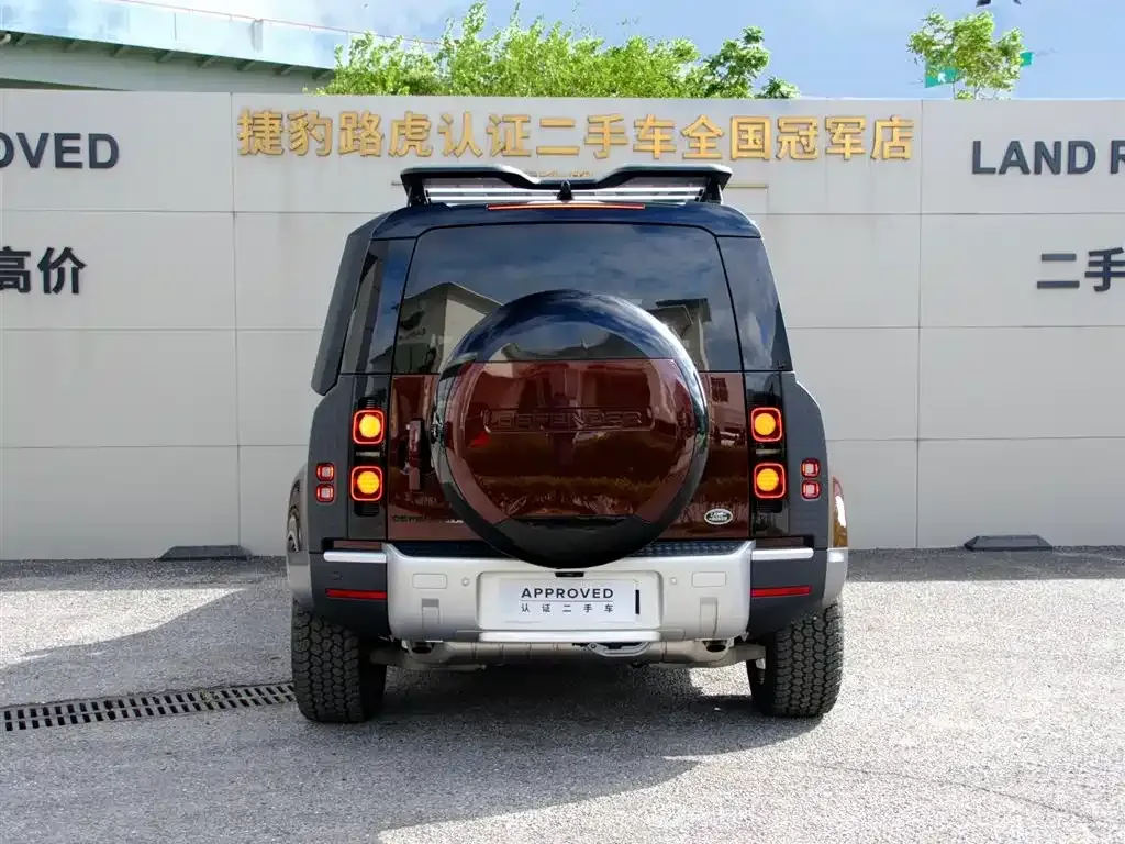 Land Rover Defender — фото 7