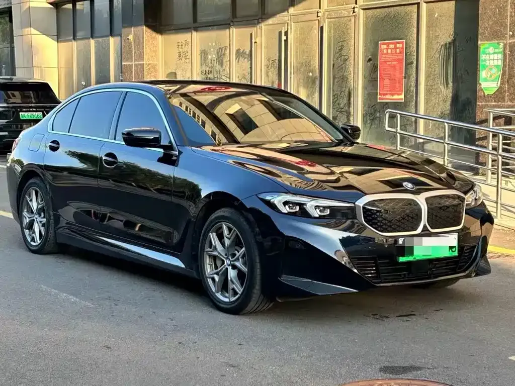 BMW i3 — фото 8