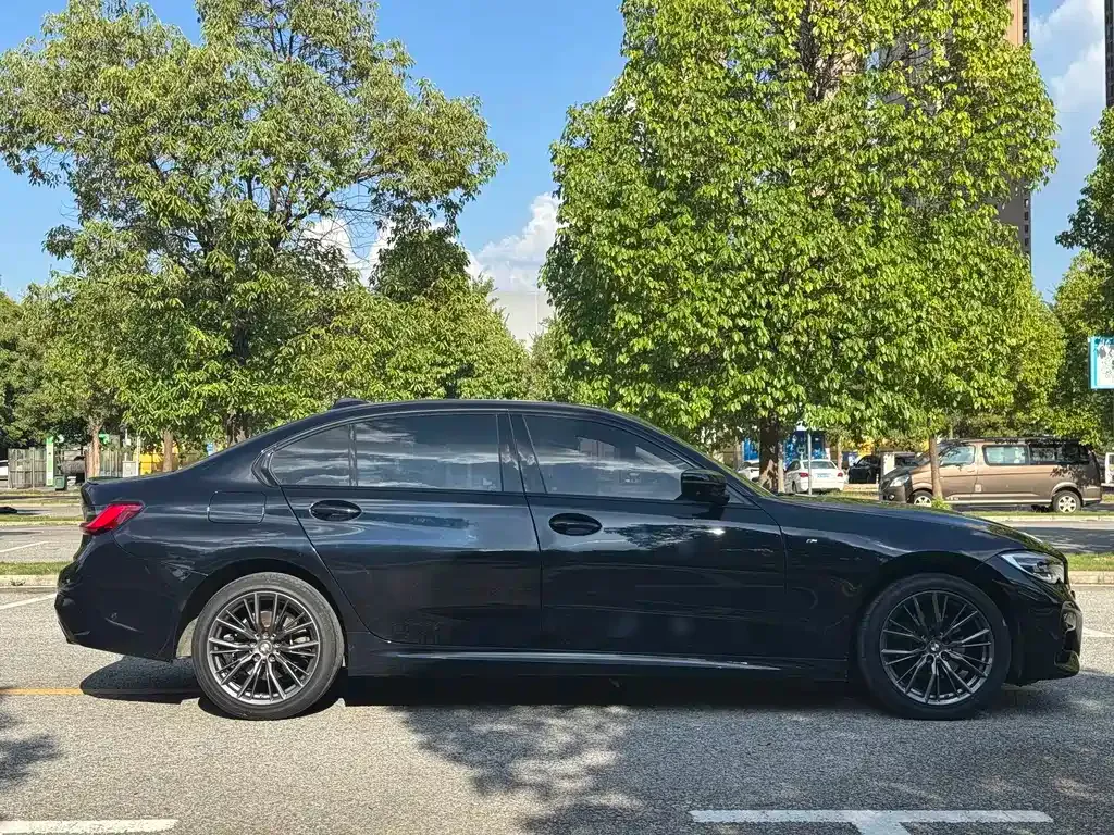 BMW 3 Series — фото 10