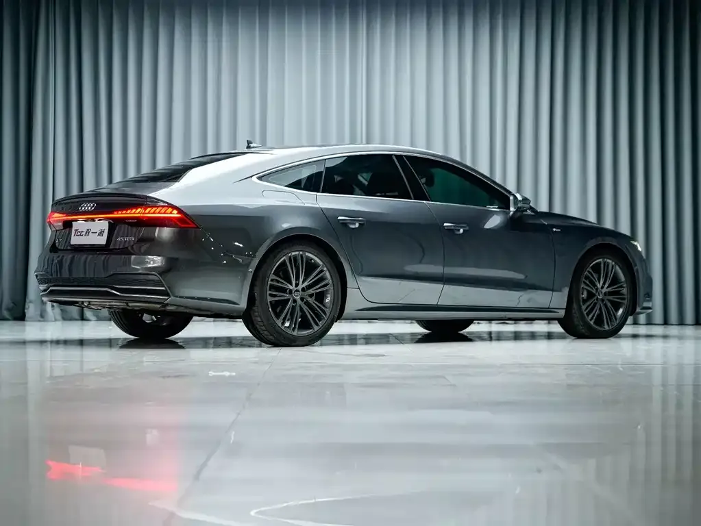 Audi A7 — фото 10
