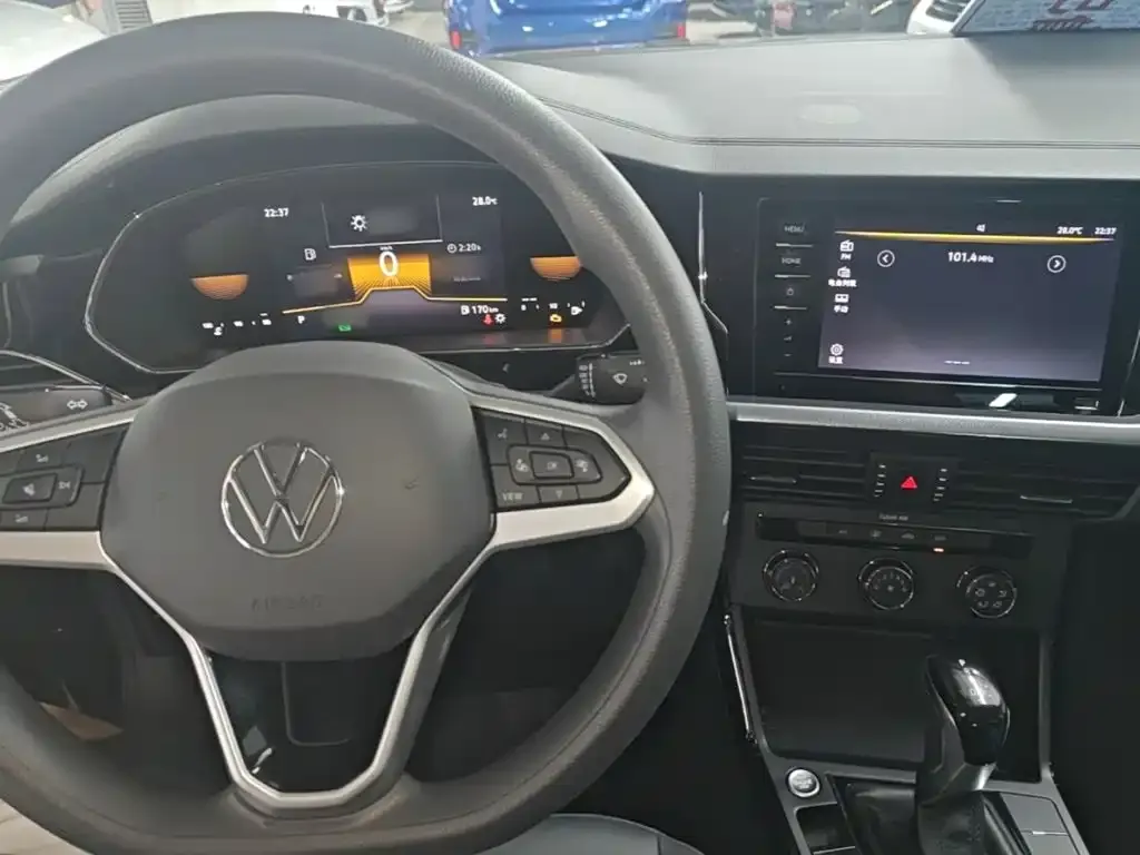 Volkswagen Passat — фото 6