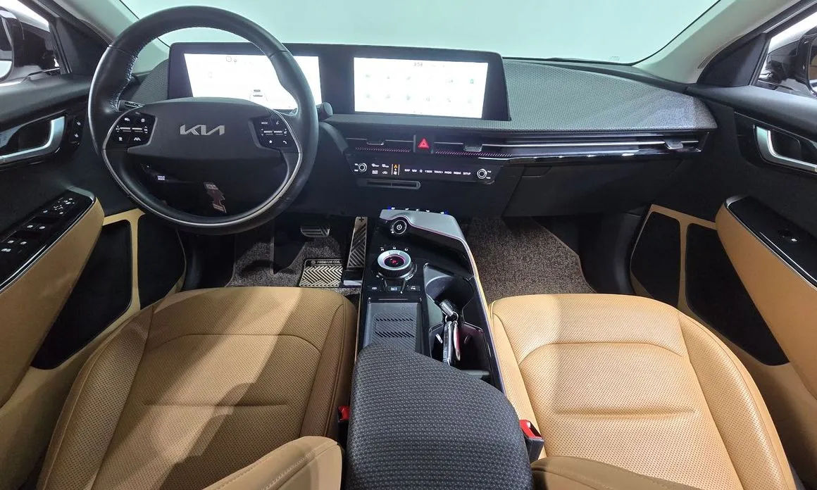 Kia EV6 — фото 9