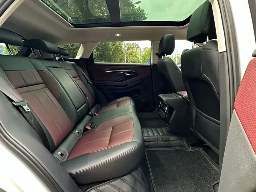 Land Rover Evoque — фото 4