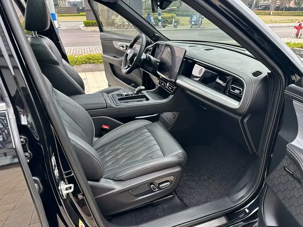 GAC Motor Trumpchi GS8 — фото 6