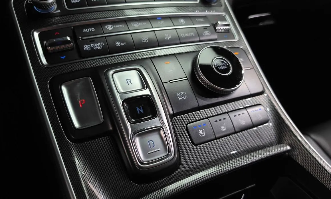 Hyundai Santafe — фото 8