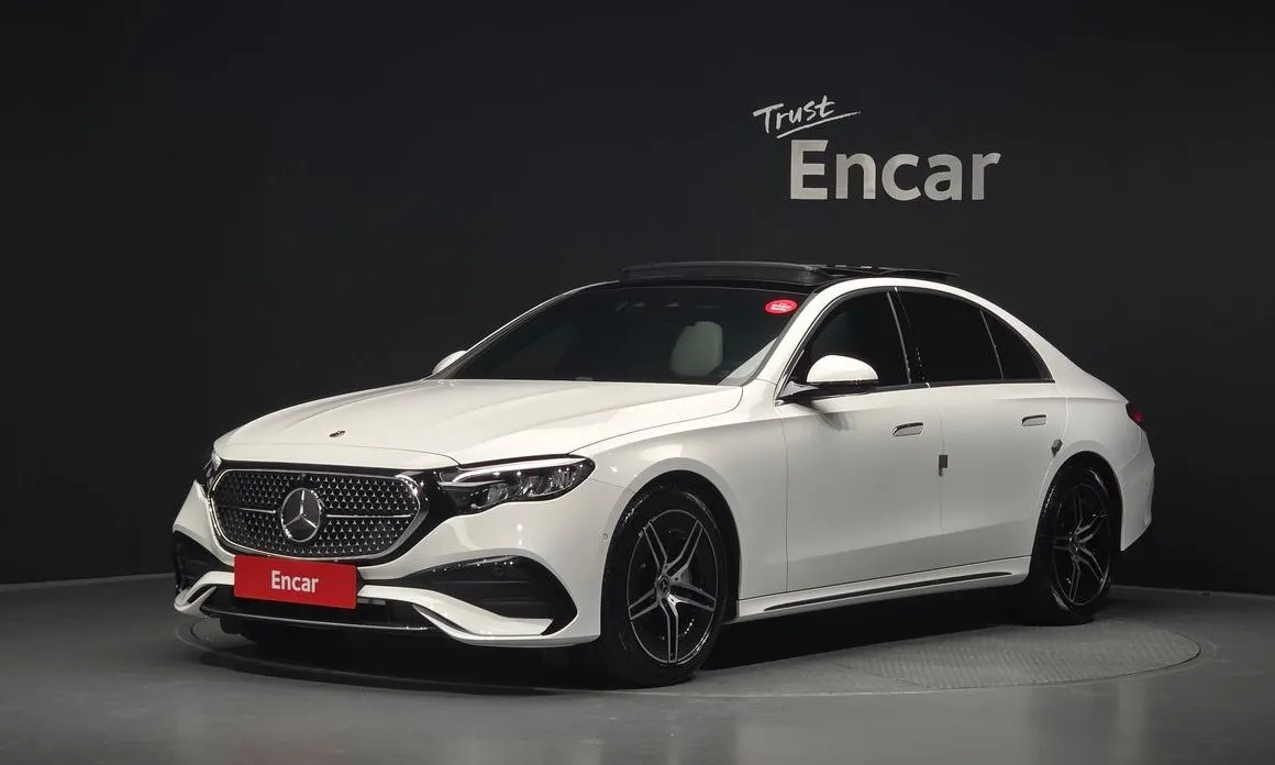 Mercedes-Benz E-Class — фото 1