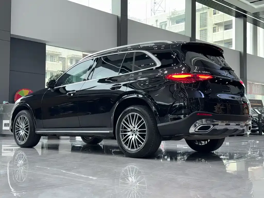 Mercedes-Benz GLC — фото 9