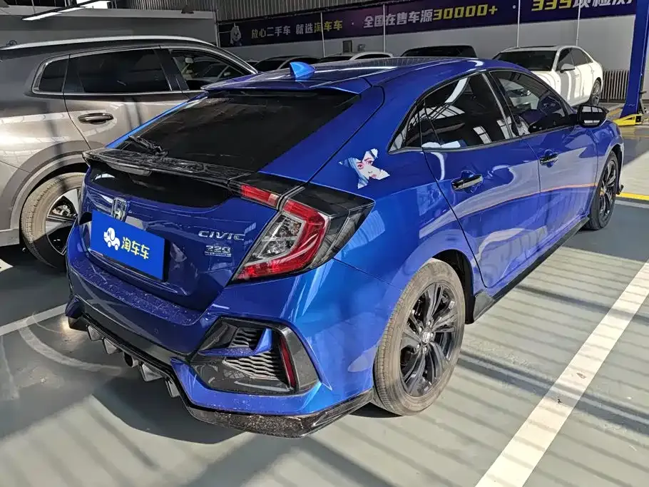 Honda Civic — фото 10