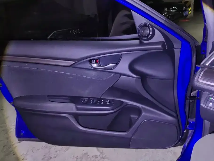 Honda Civic — фото 2