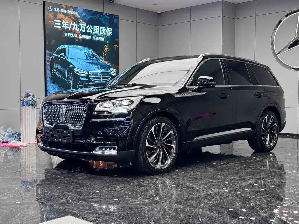 Lincoln Aviator — фото 1