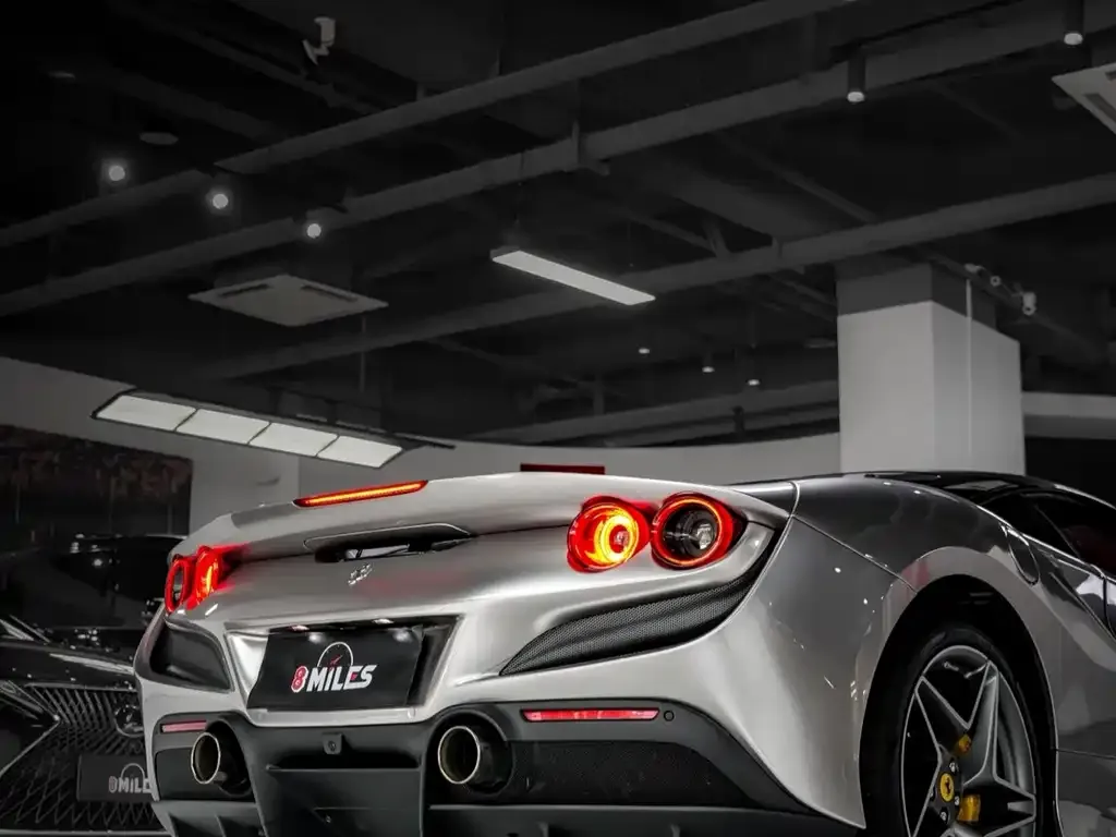 Ferrari F8 — фото 6