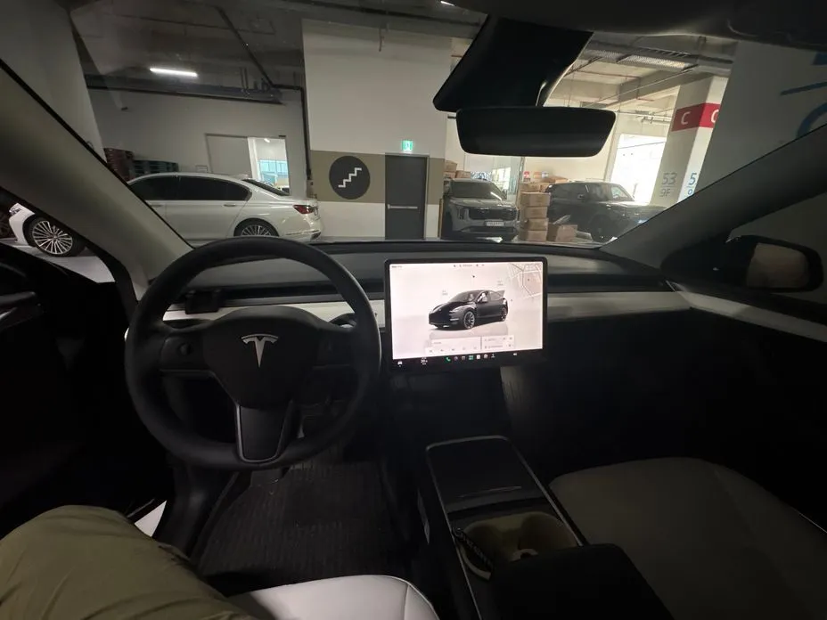 Tesla Model Y — фото 7