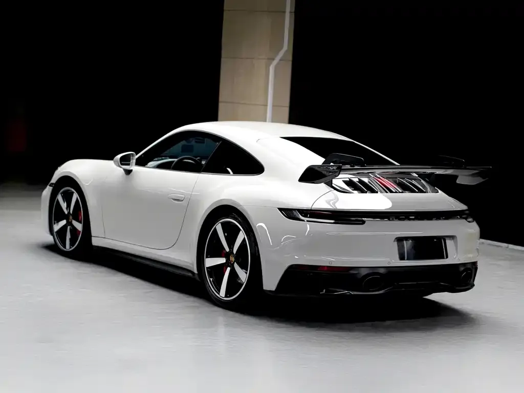 Porsche 911 — фото 6