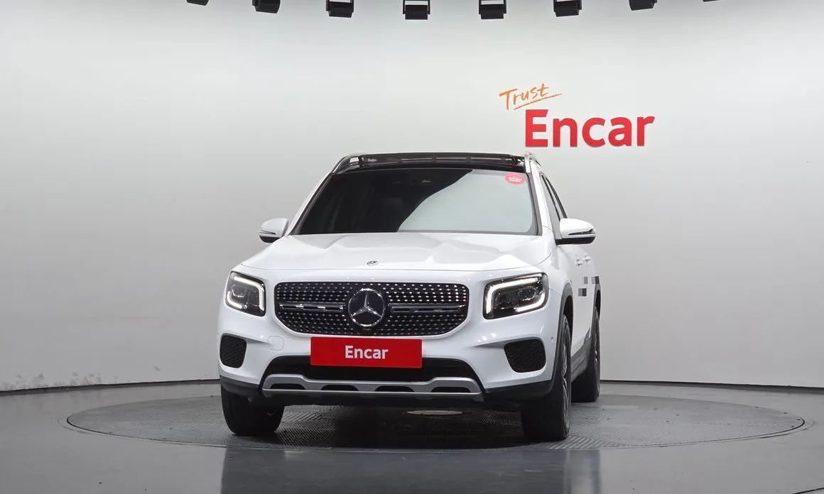 Mercedes-Benz GLB-Class — фото 8
