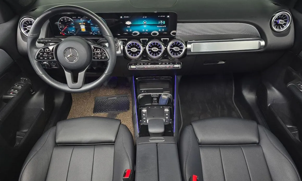 Mercedes-Benz GLB-Class — фото 10
