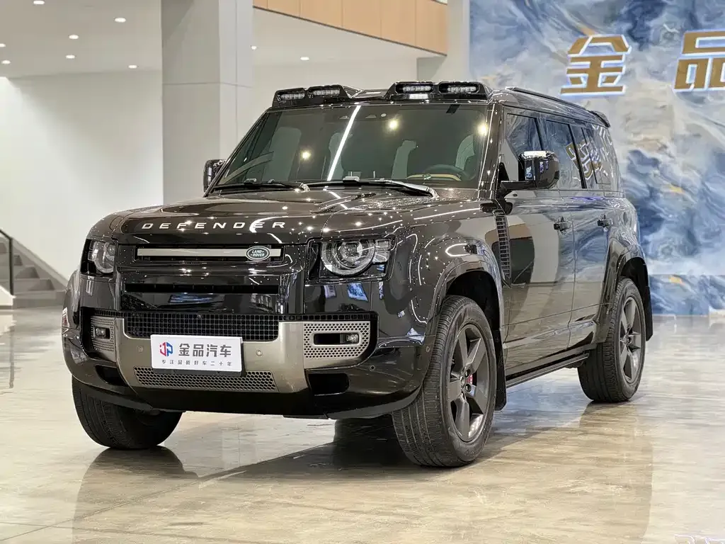 Land Rover Defender — фото 1