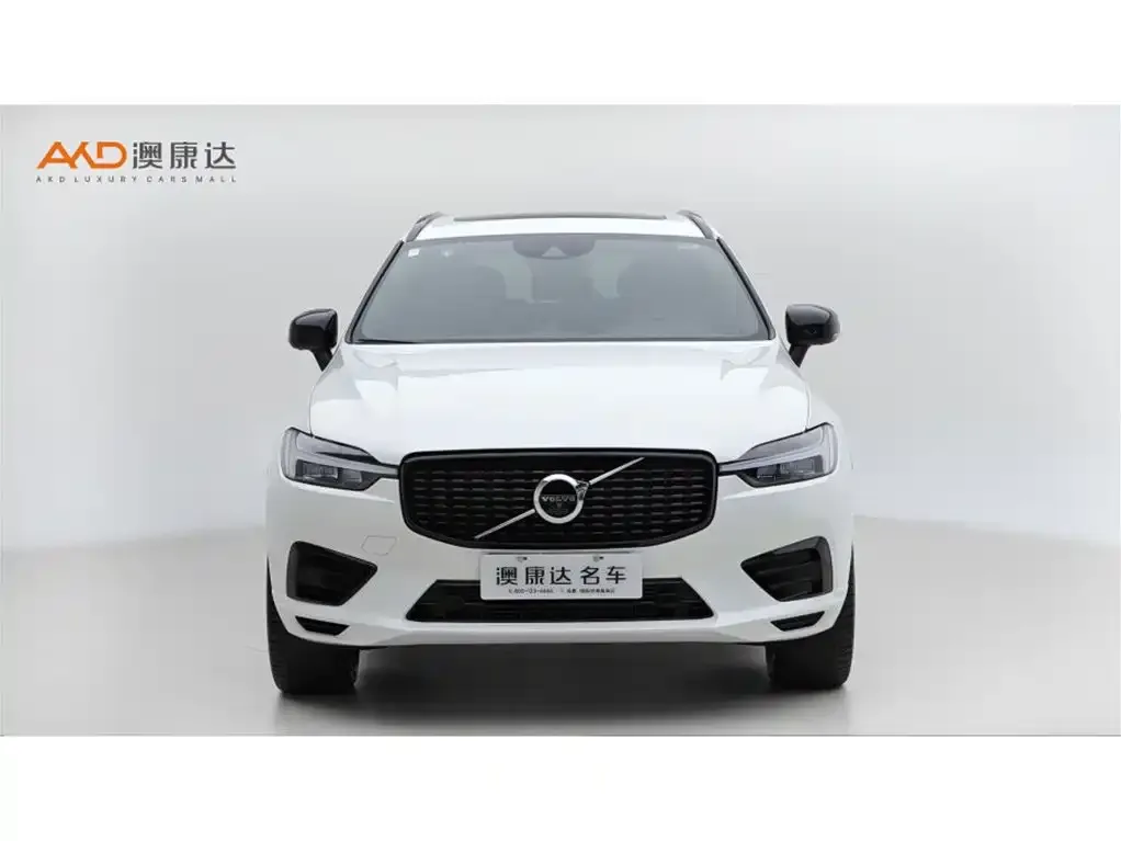 Volvo XC60 PHEV — фото 7