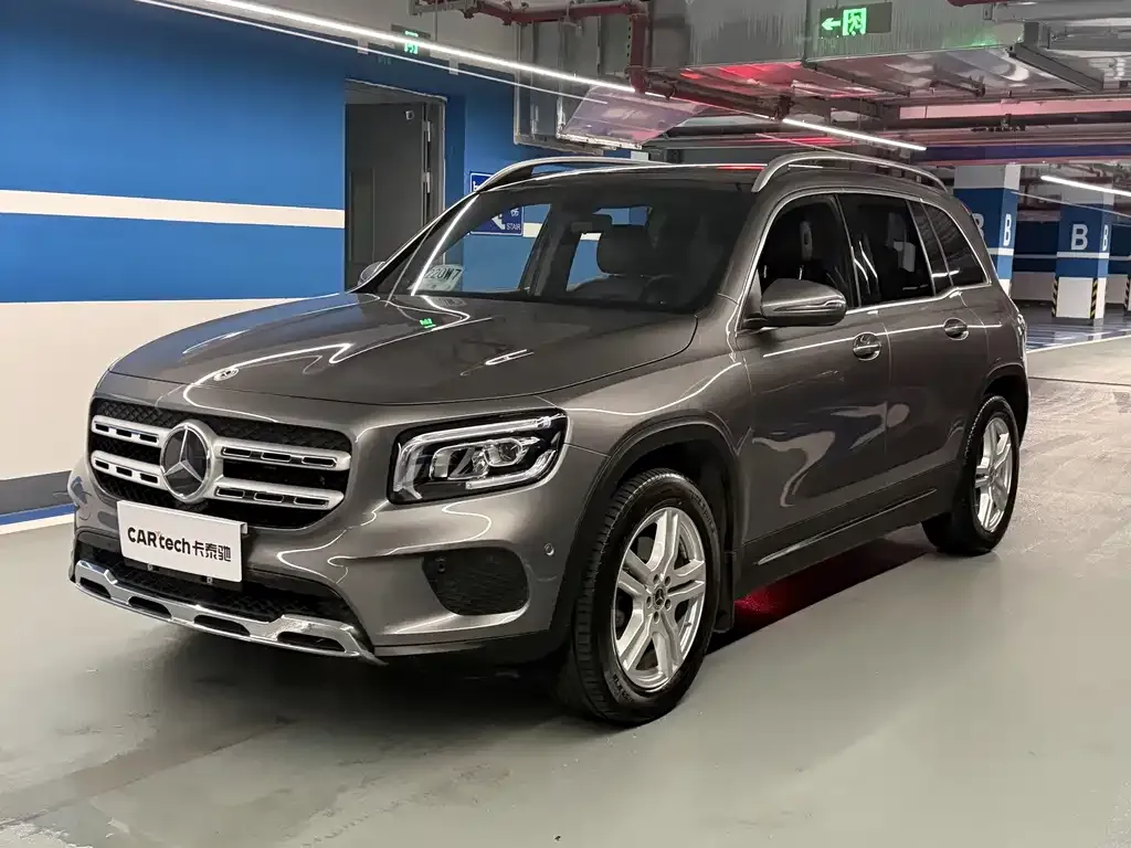 Mercedes-Benz GLB — фото 1