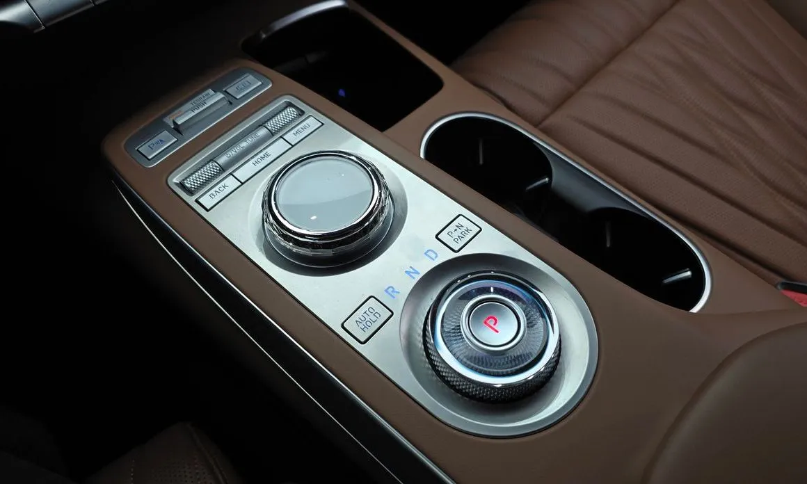 Genesis GV70 — фото 4