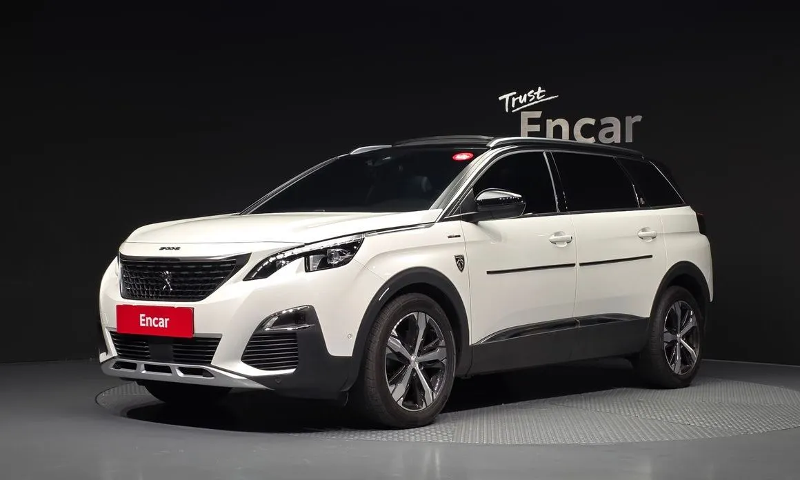 Peugeot 5008 — фото 1
