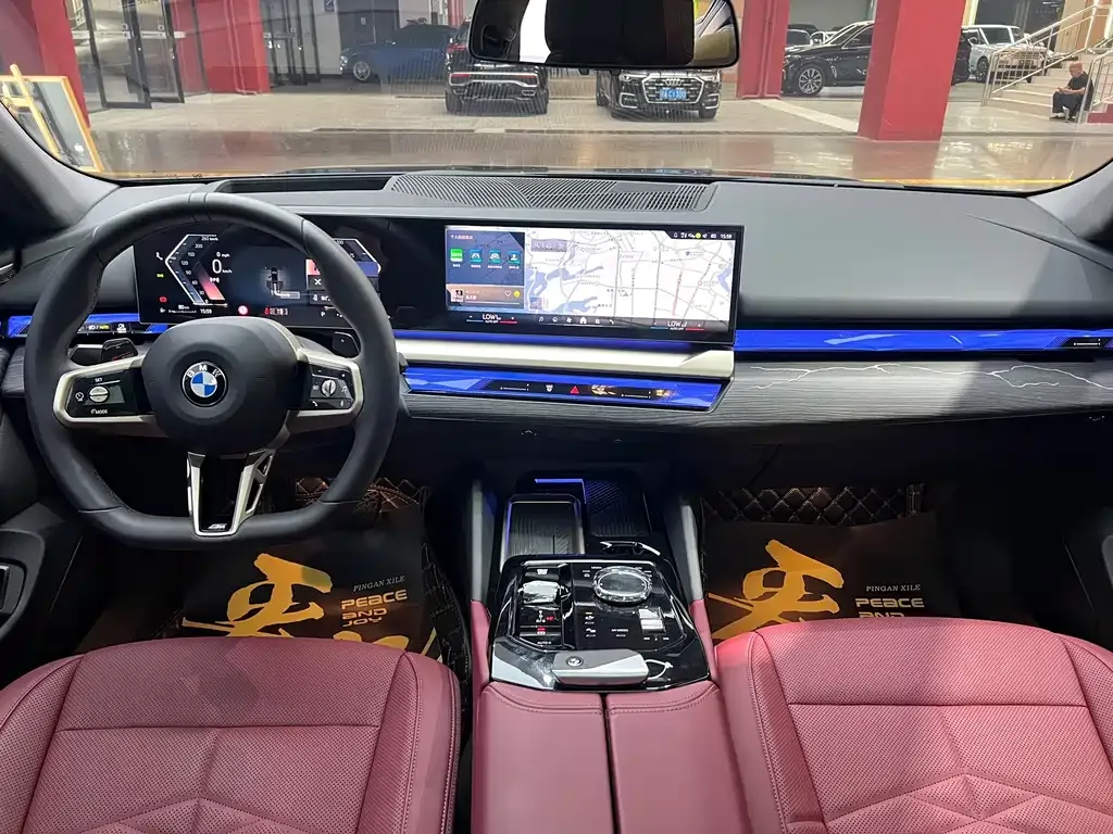 BMW 5 Series — фото 10