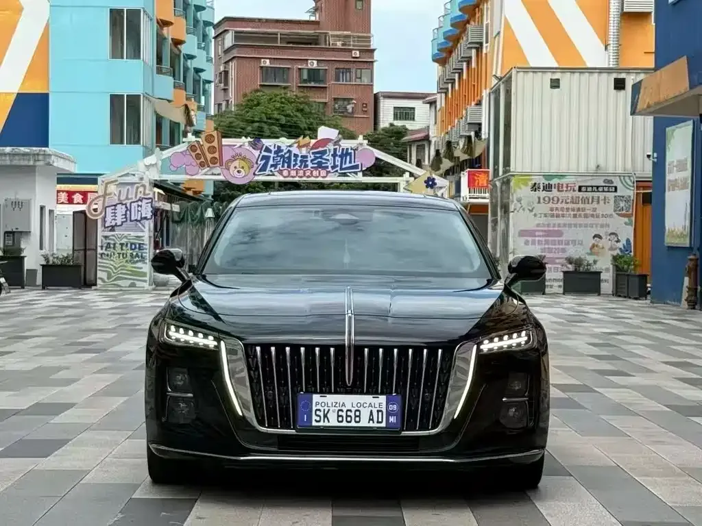 Hongqi H5 — фото 2