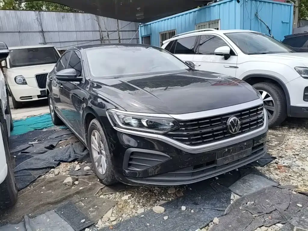 Volkswagen Passat — фото 7