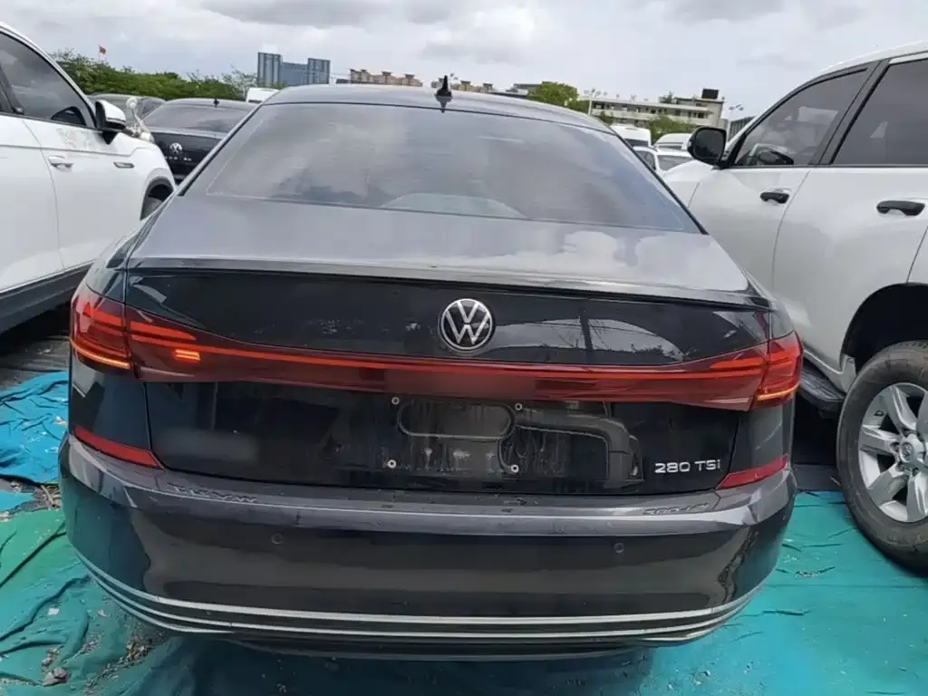 Volkswagen Passat — фото 3