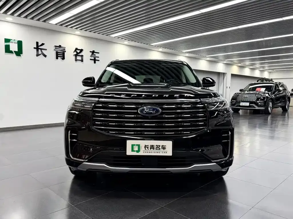 Ford Explorer — фото 10