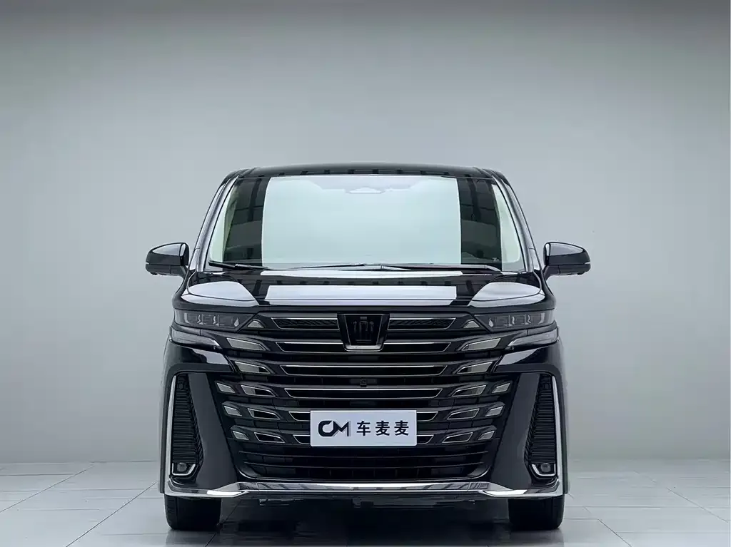 Toyota Vellfire — фото 4