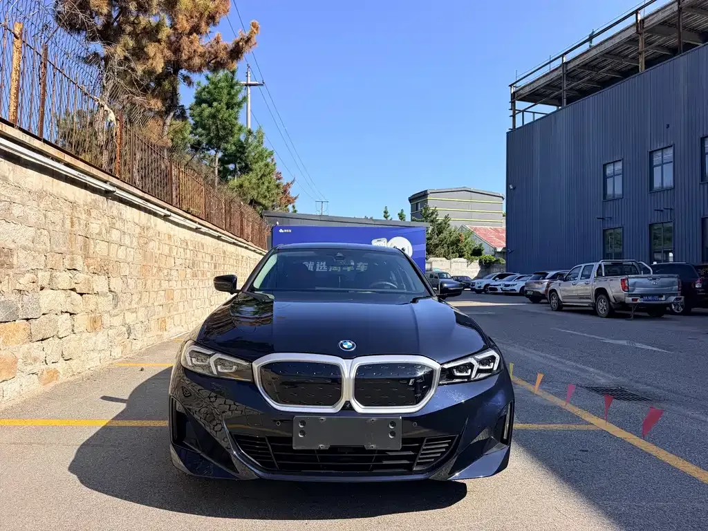 BMW i3 — фото 8