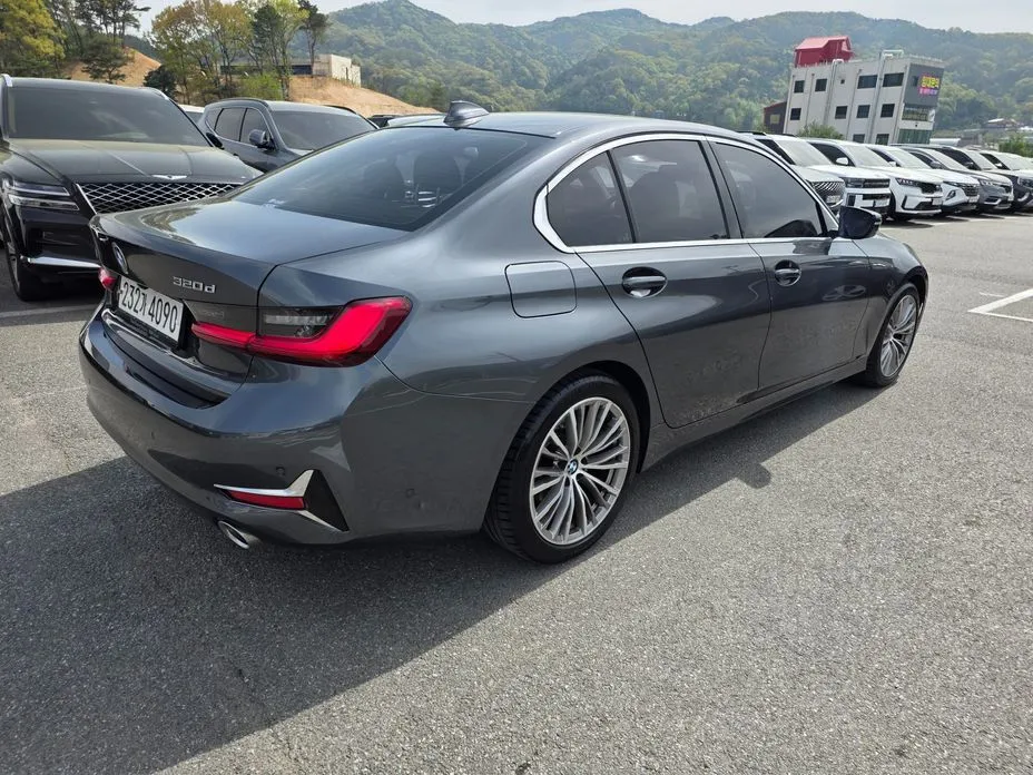BMW 3-Series — фото 10