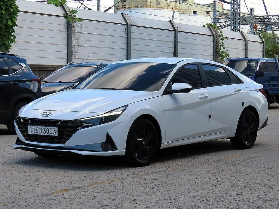 Hyundai AVANTE — фото 7