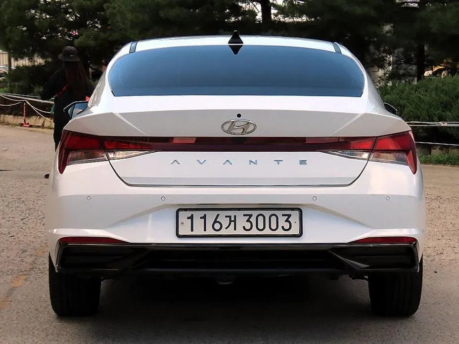 Hyundai AVANTE — фото 5