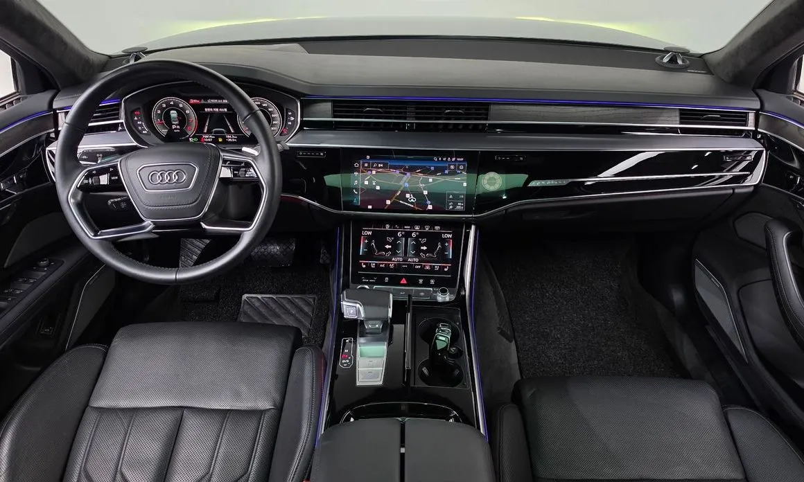 Audi A8 — фото 8
