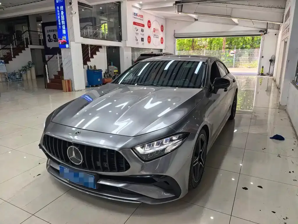 Mercedes-Benz CLS — фото 1