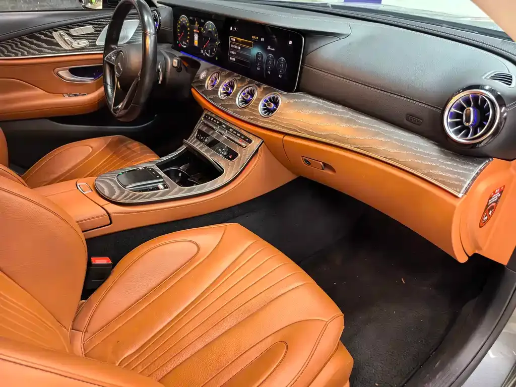 Mercedes-Benz CLS — фото 2