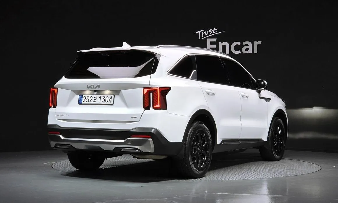 Kia Sorento — фото 4