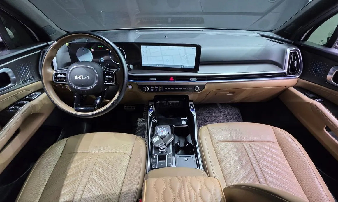 Kia Sorento — фото 7